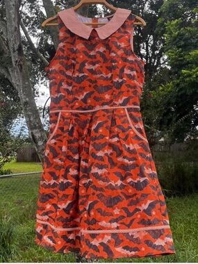 Retrolicious Modcloth Retro Mod Collared Orange Bat Dress XL